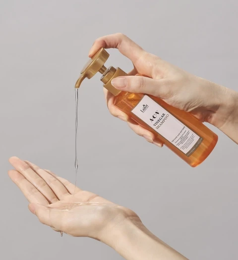 LADOR ACV Apple Vinegar Shampoo 430 мл